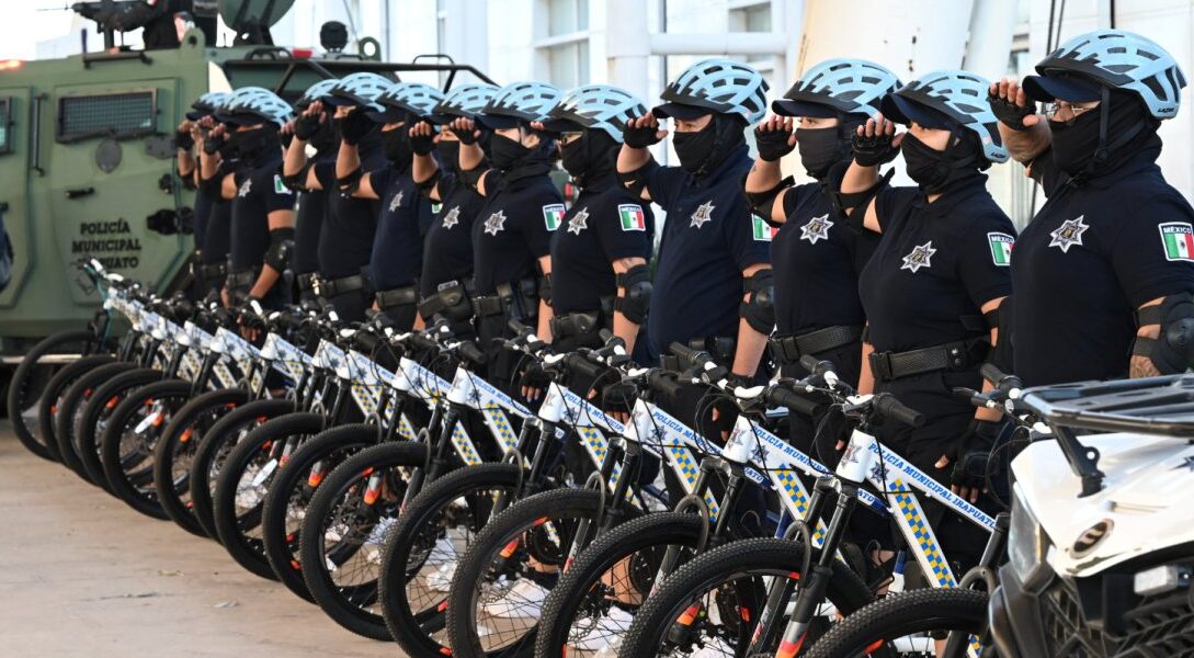 Policía humana