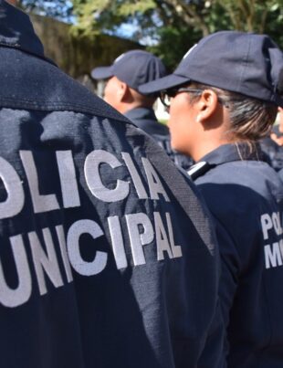 policías enfrentan amenazas